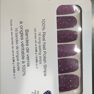 Colorstreet- Bordeaux Glitz